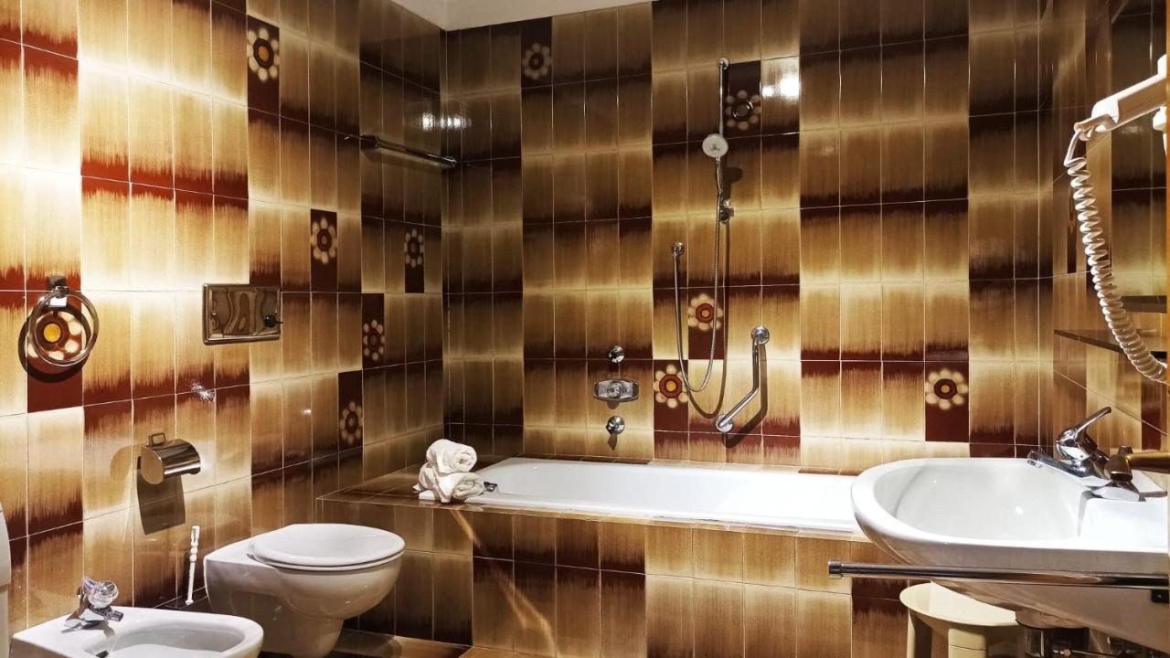 Apartment Lazzeri Dobbiaco Ngoại thất bức ảnh